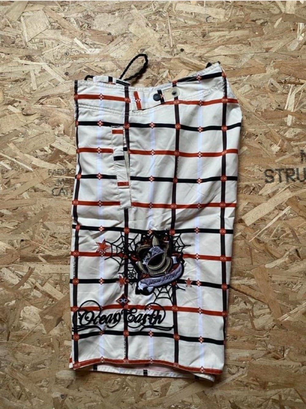 Men’s Y2K Ocean & Earth White Plaid Swim Board Shorts with Embroidered Detail